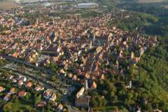 Die Altstadt von Rothenburg aus ca. 300m Höhe